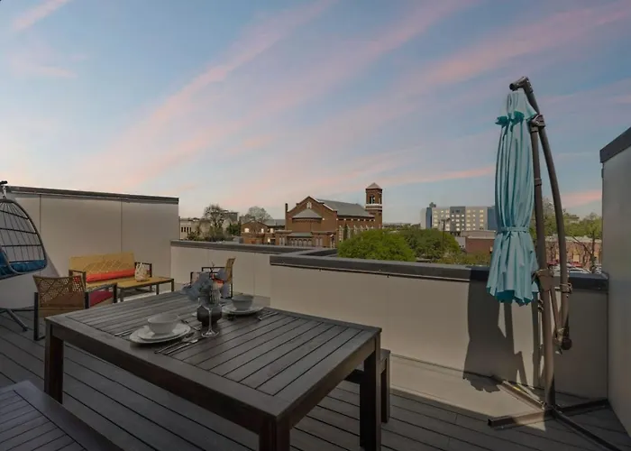 The Folium 3bd In The Heart Of Magnolia Holiday home Fort Worth